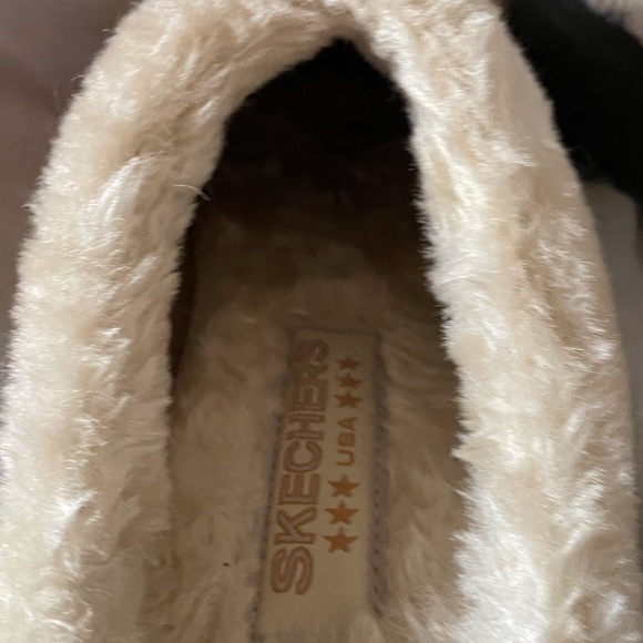 Skechers slip on - Picture 3 of 8